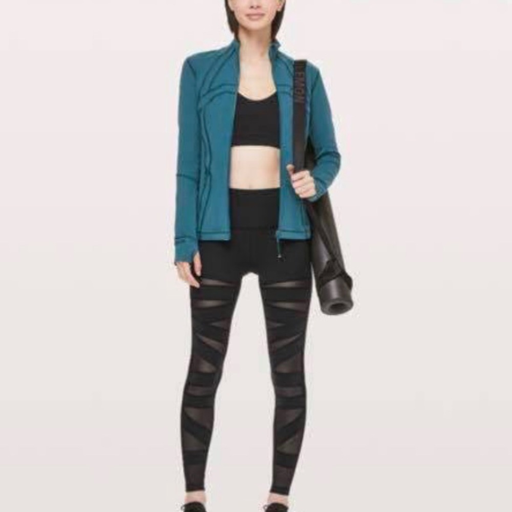 Lululemon leggings (Wunder Under High Rise style)